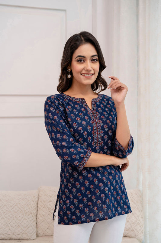 Women Blue Printed Straight Tunic | LASVINI - Redefining Indian Fashion with Elegance