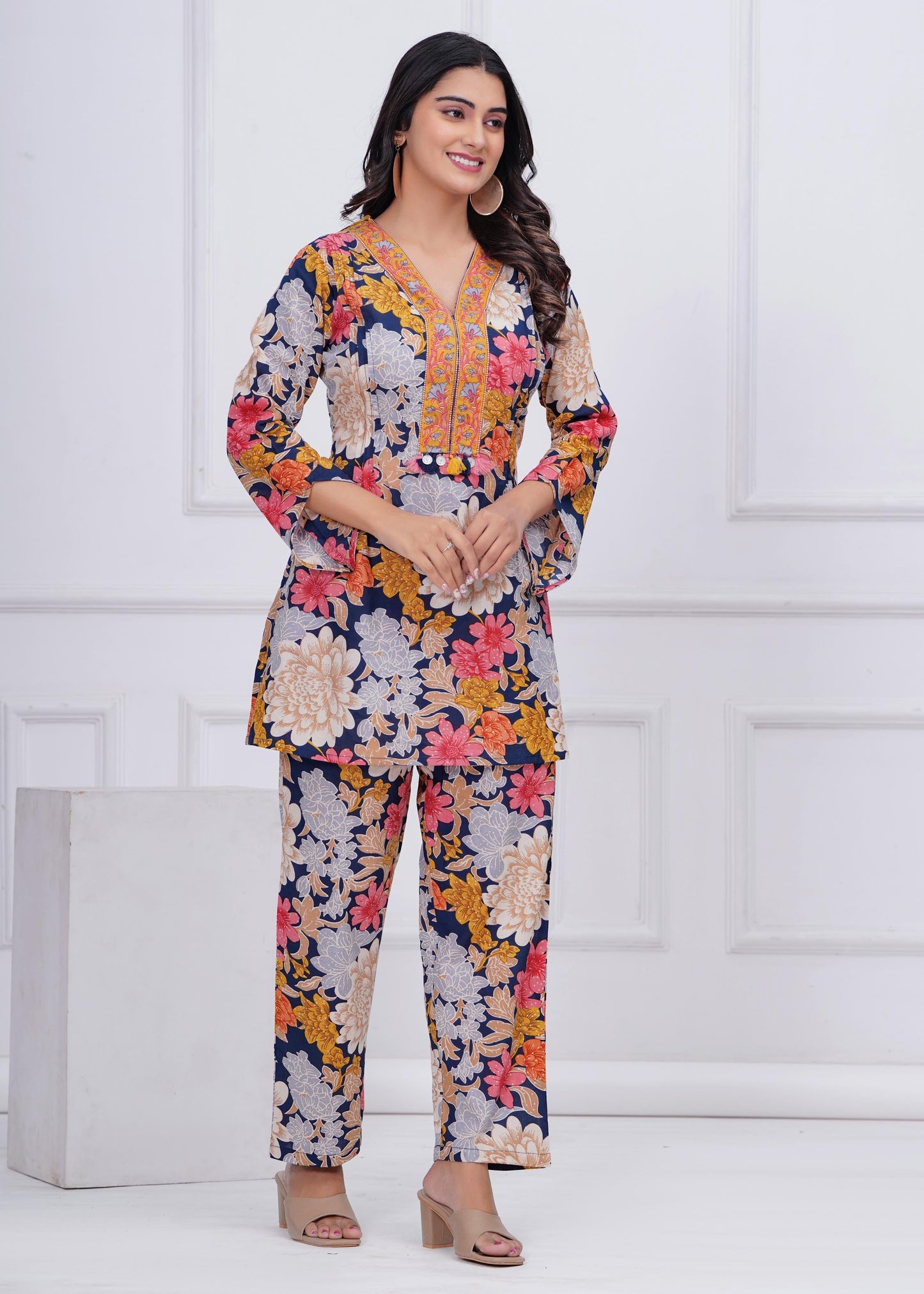 Blue Floral Printed Co-Ord set for Women | LASVINI - Redefining Indian Fashion with Elegance