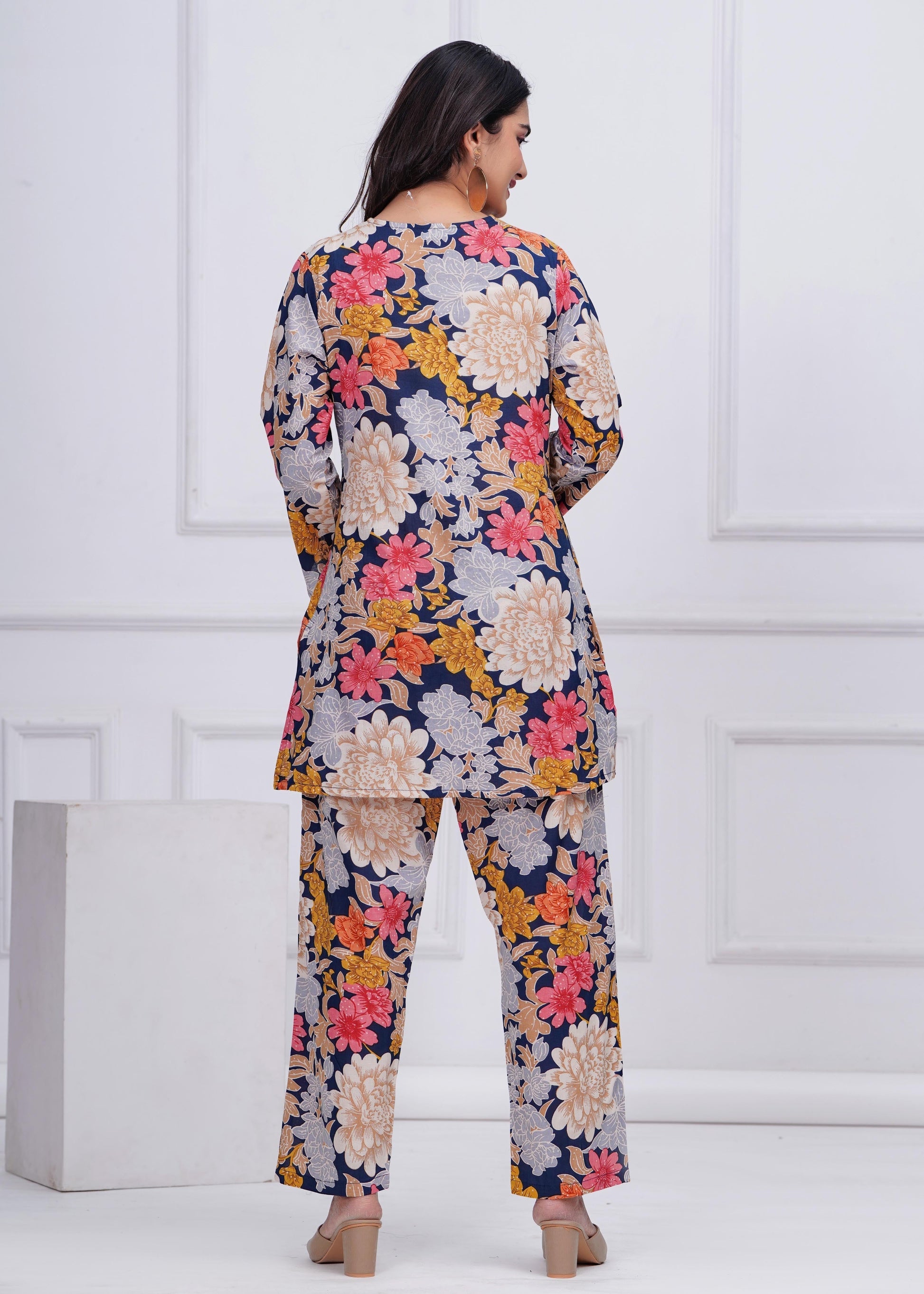 Blue Floral Printed Co-Ord set for Women | LASVINI - Redefining Indian Fashion with Elegance