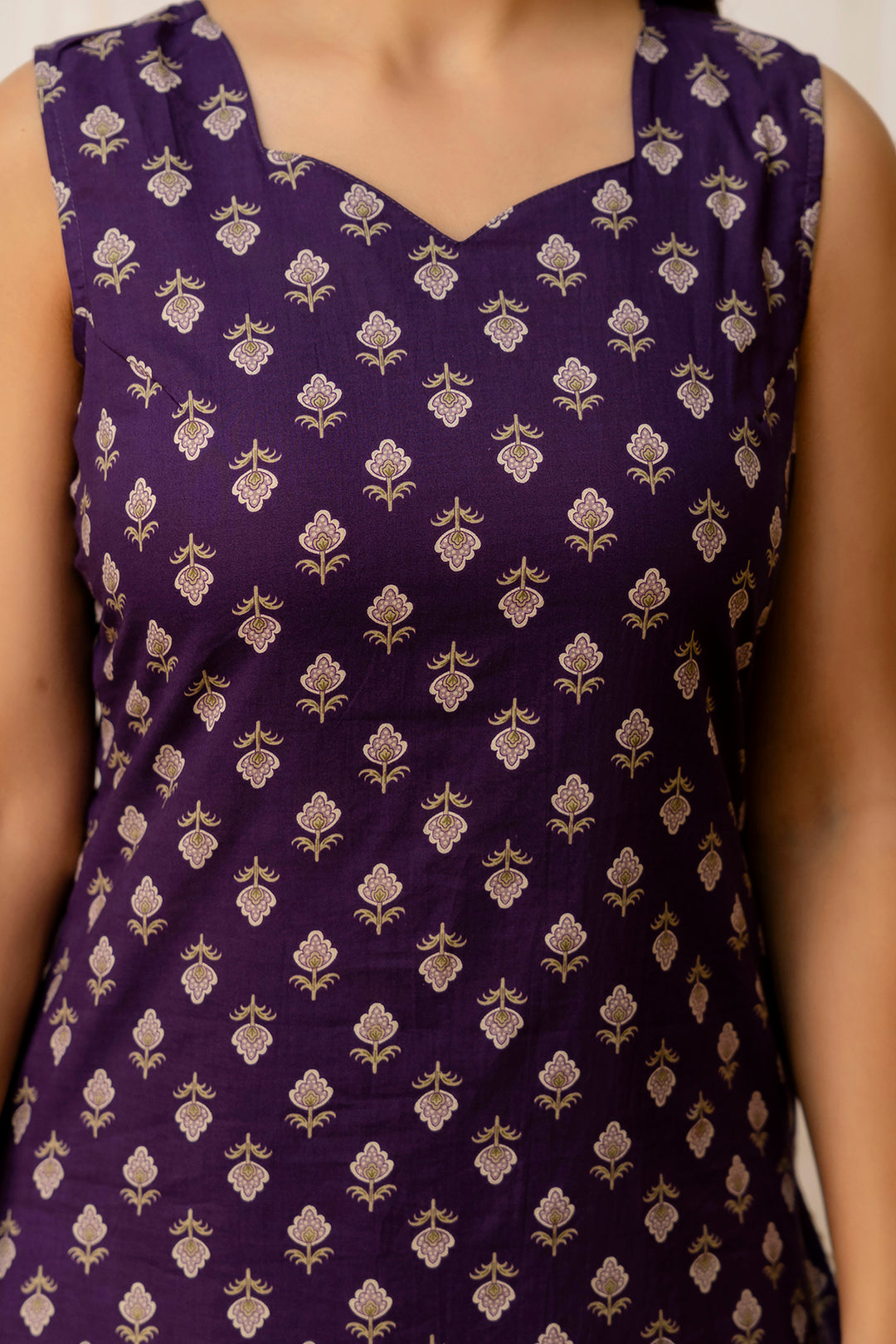 Purple Printed Straight Kurta & Trouser With Dupatta for Women | LASVINI - Redefining Indian Fashion with Elegance