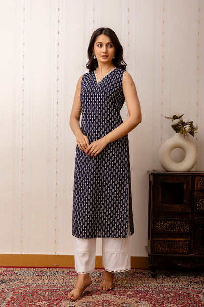 Women Navy Blue Printed Straight Shoulder Straps Kurta | LASVINI - Redefining Indian Fashion with Elegance