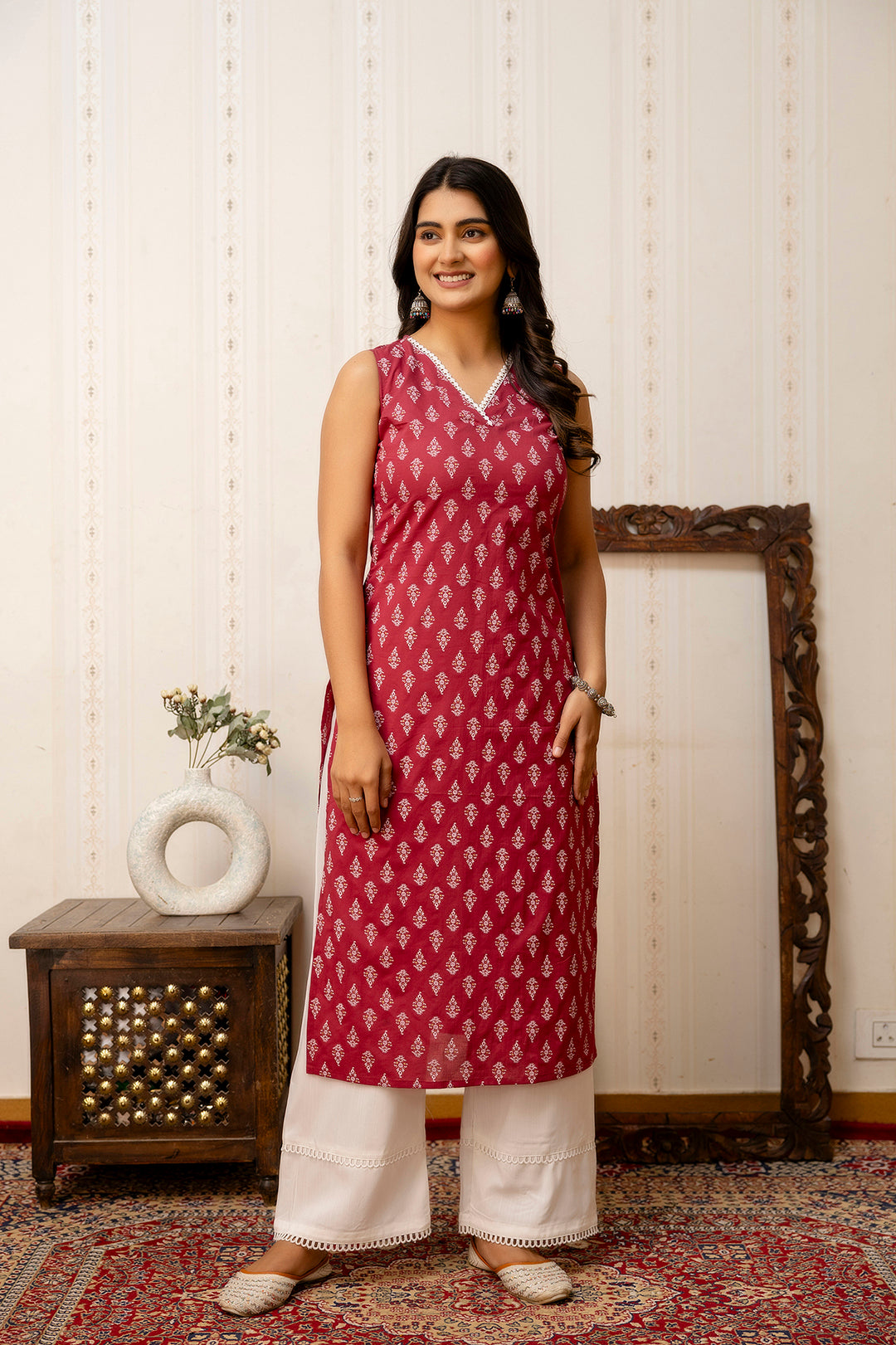 Women Mauve Printed Straight V-neck Kurta | LASVINI - Redefining Indian Fashion with Elegance