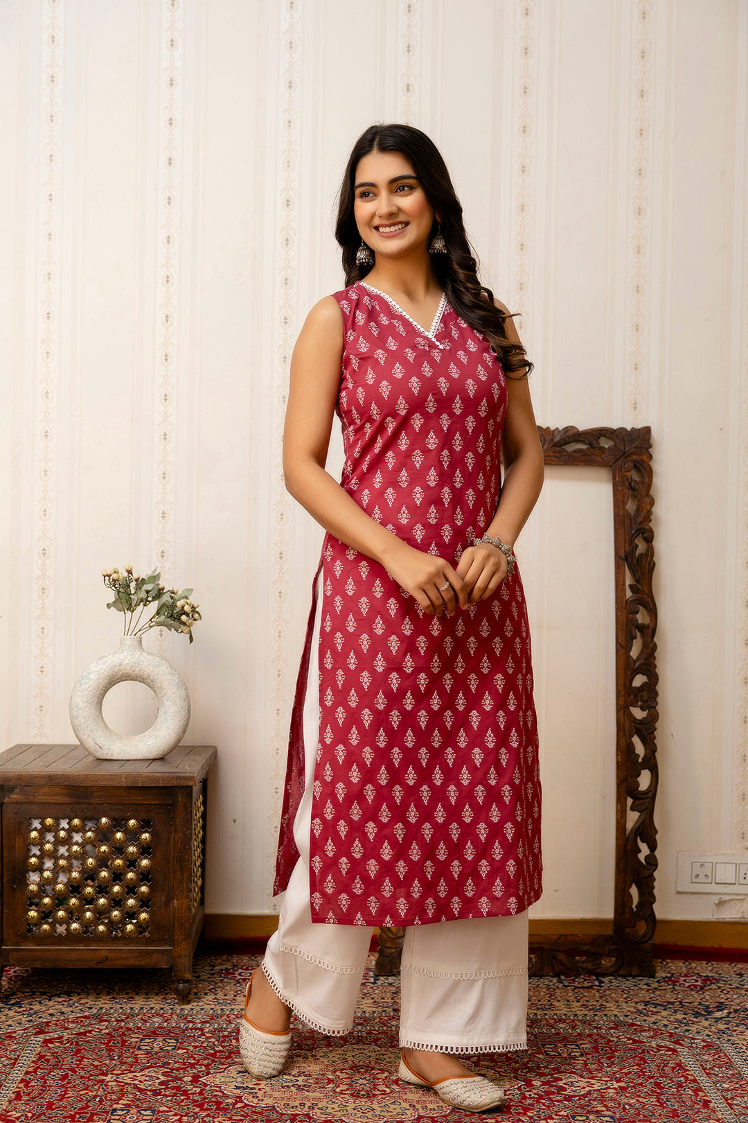 Women Mauve Printed Straight V-neck Kurta | LASVINI - Redefining Indian Fashion with Elegance