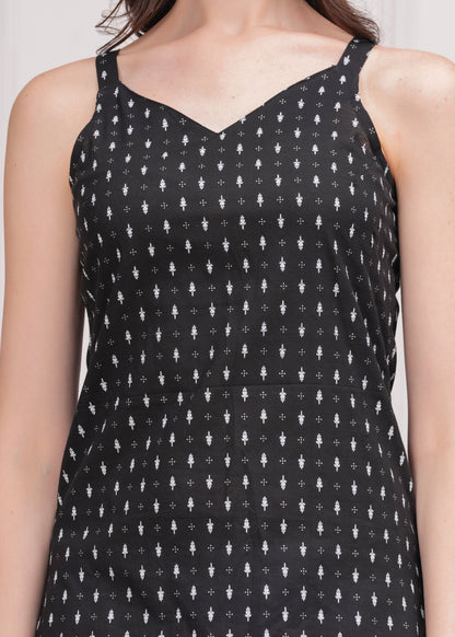 Women Black Printed Straight Shoulder Straps Kurta | LASVINI - Redefining Indian Fashion with Elegance