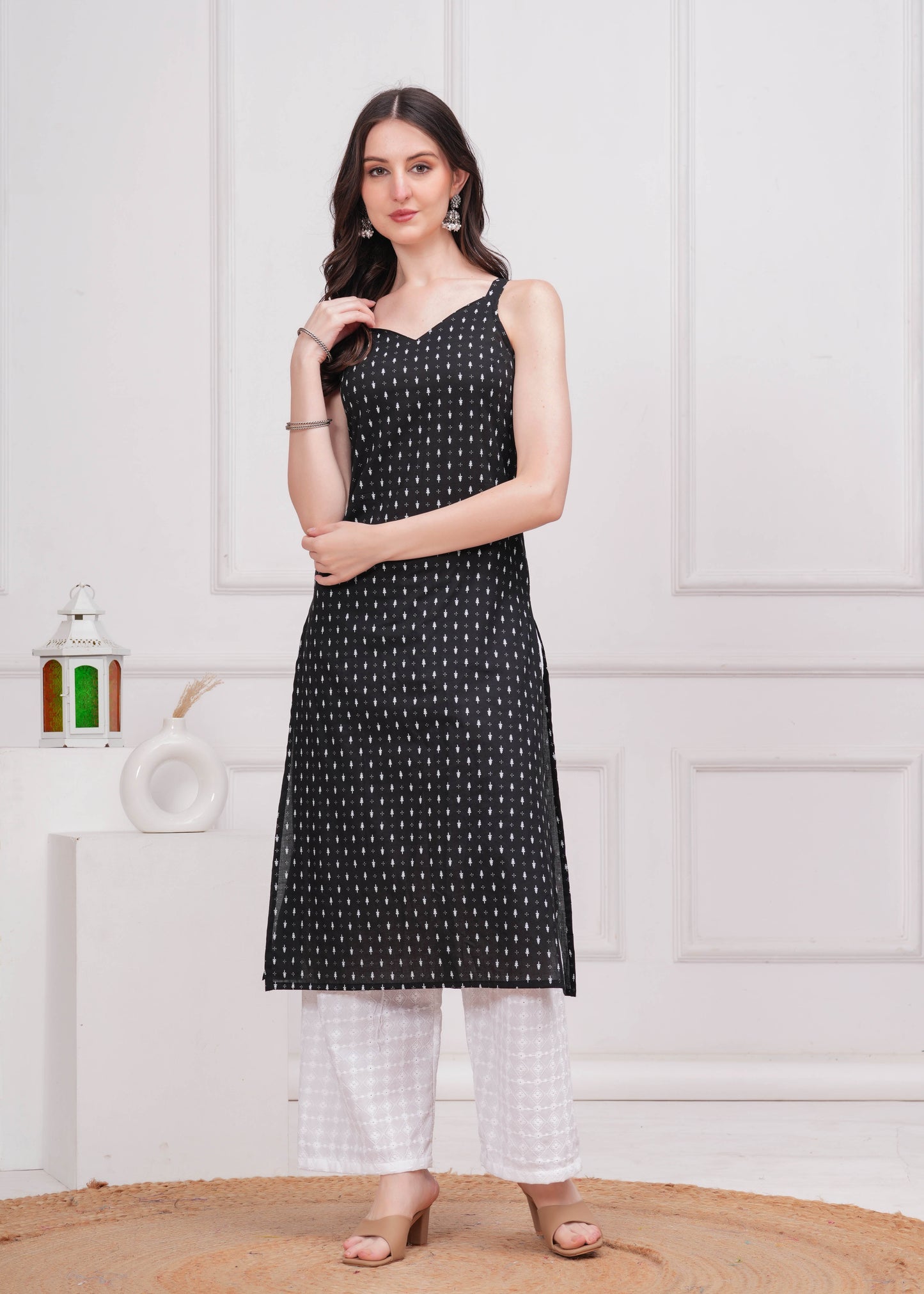 Women Black Printed Straight Shoulder Straps Kurta | LASVINI - Redefining Indian Fashion with Elegance