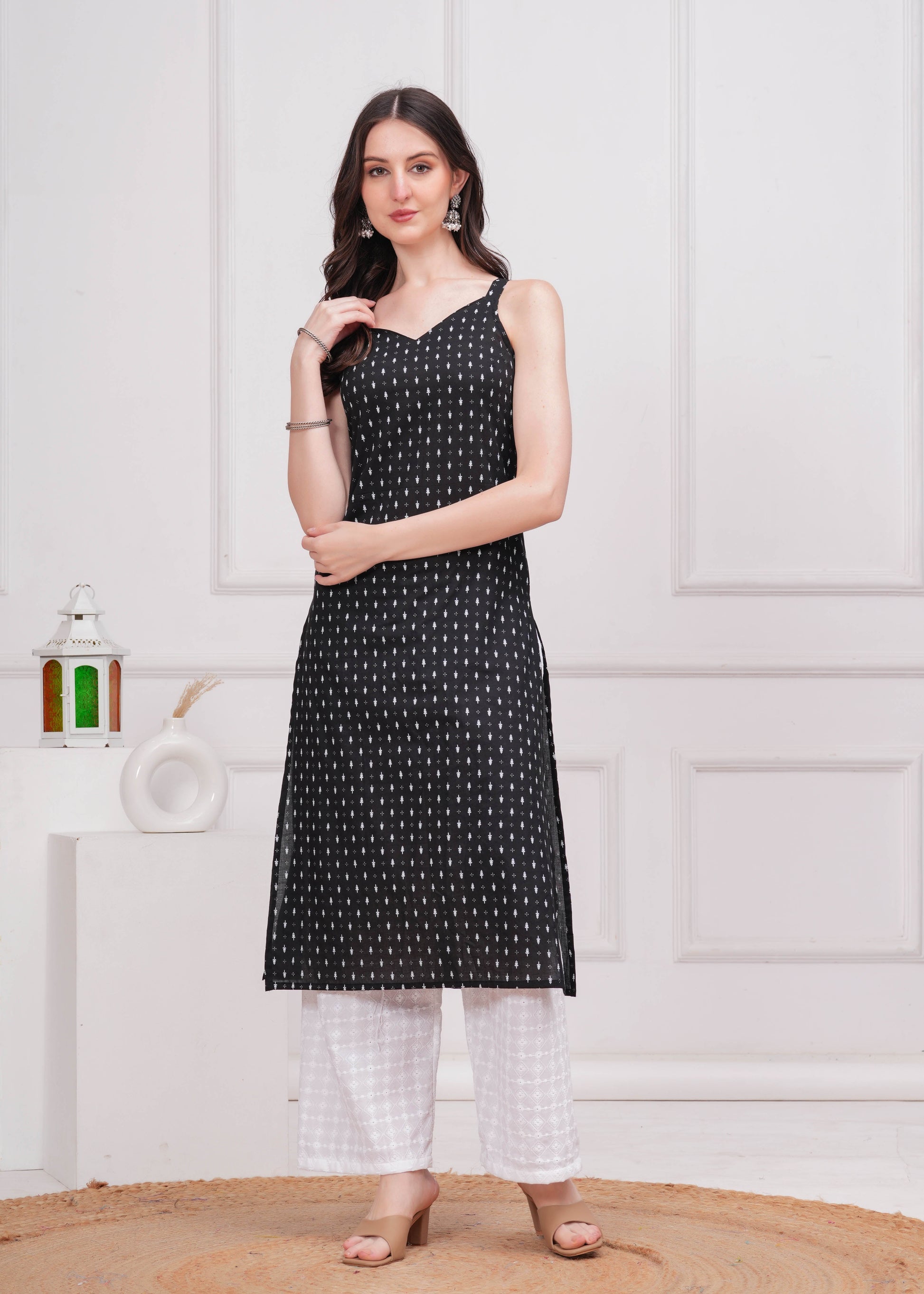 Women Black Printed Straight Shoulder Straps Kurta | LASVINI - Redefining Indian Fashion with Elegance