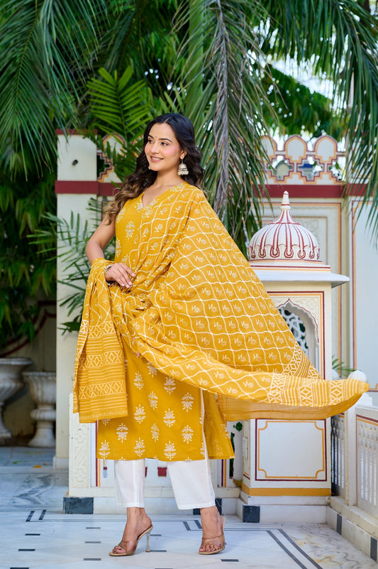Yellow Sleeveless Kurta Set with Dupatta | LASVINI - Redefining Indian Fashion with Elegance