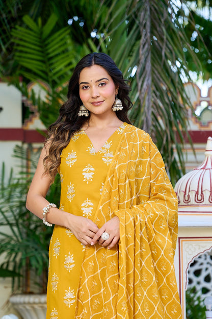 Yellow Sleeveless Kurta Set with Dupatta | LASVINI - Redefining Indian Fashion with Elegance