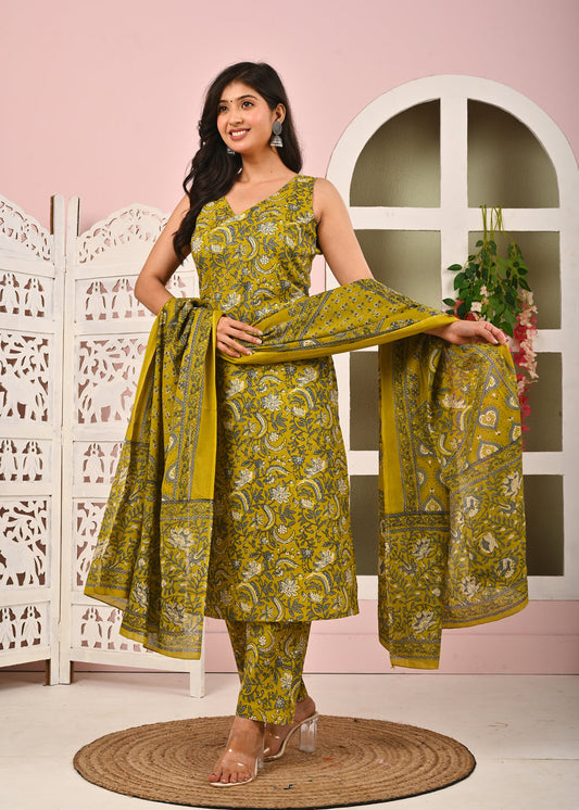 Floral Printed Kurta Set with Dupatta for Women | LASVINI - Redefining Indian Fashion with Elegance