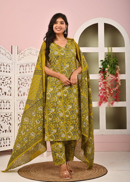 Floral Printed Kurta Set with Dupatta for Women | LASVINI - Redefining Indian Fashion with Elegance