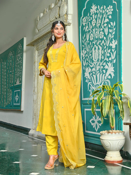 Yellow Embroidered Kurta Set | LASVINI - Redefining Indian Fashion with Elegance