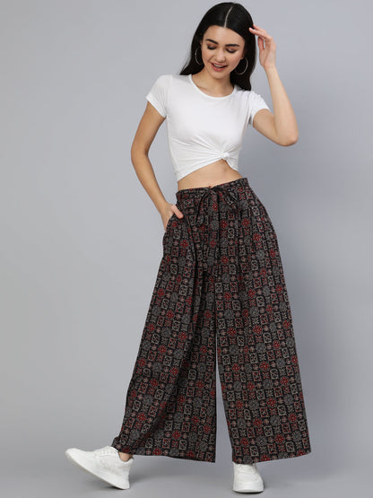 Women Black Wide Legged Printed Plazo With Side Pockets | LASVINI - Redefining Indian Fashion with Elegance