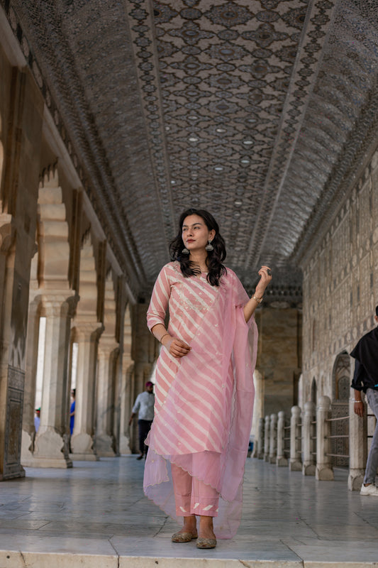 Light Pink Leheriya Cotton Kurta Pant Set With Organza Dupatta | LASVINI - Redefining Indian Fashion with Elegance
