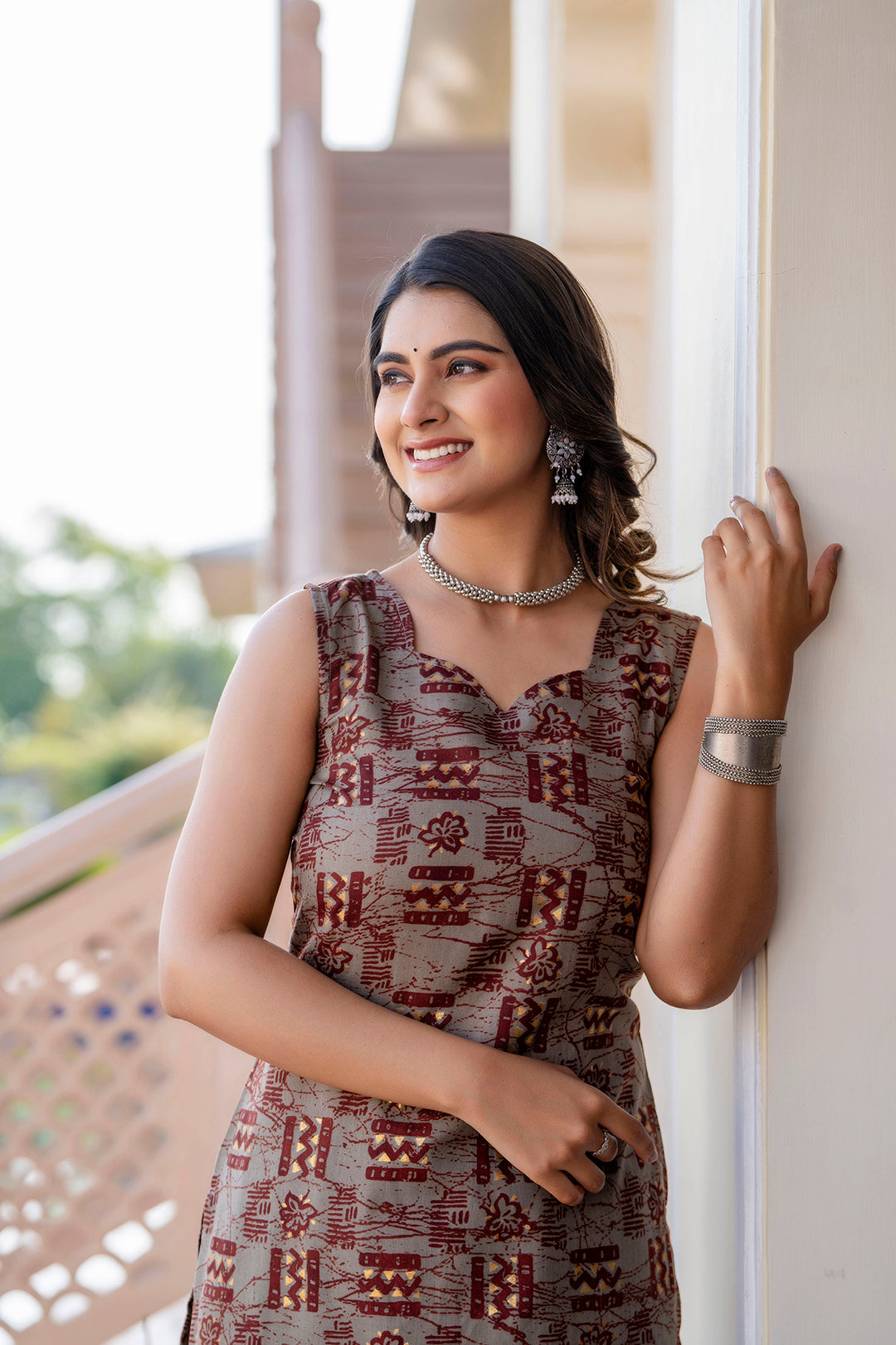 Women Grey Printed Straight Kurta With Trouser | LASVINI - Redefining Indian Fashion with Elegance