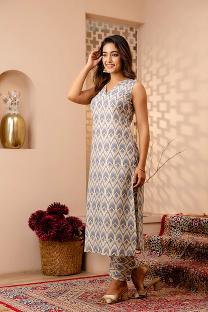 Women Grey Printed Straight Kurta With Trouser | LASVINI - Redefining Indian Fashion with Elegance