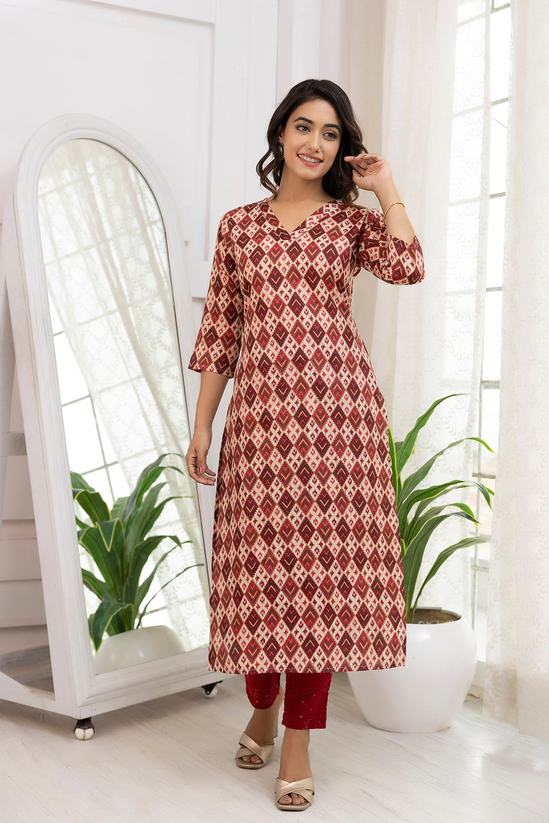 Women Maroon Printed Straight Kurta With Three Quarter Sleeves | LASVINI - Redefining Indian Fashion with Elegance