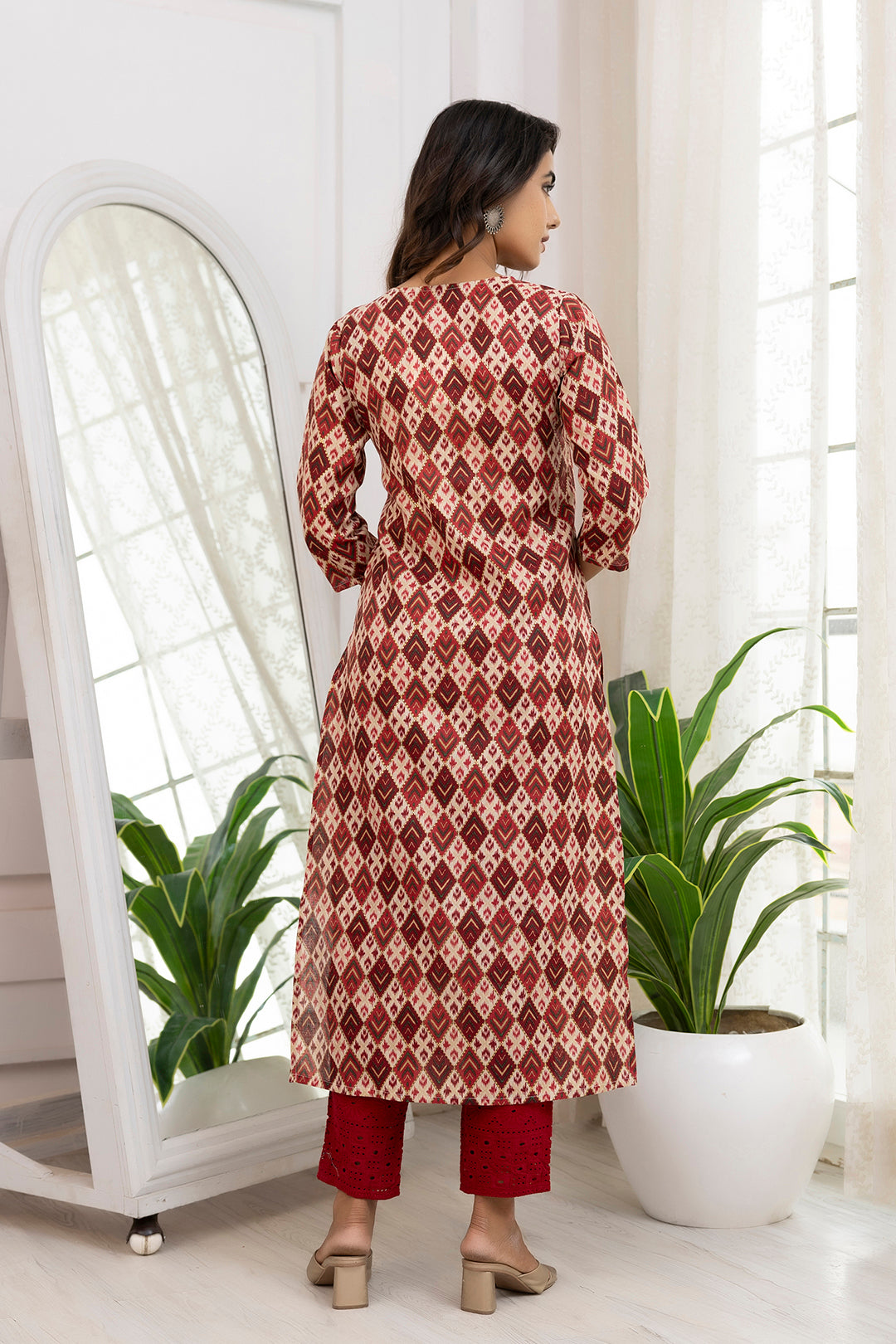 Women Maroon Printed Straight Kurta With Three Quarter Sleeves | LASVINI - Redefining Indian Fashion with Elegance