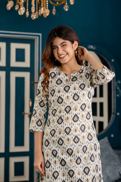Women Off White And Black Printed Straight Kurta | LASVINI - Redefining Indian Fashion with Elegance
