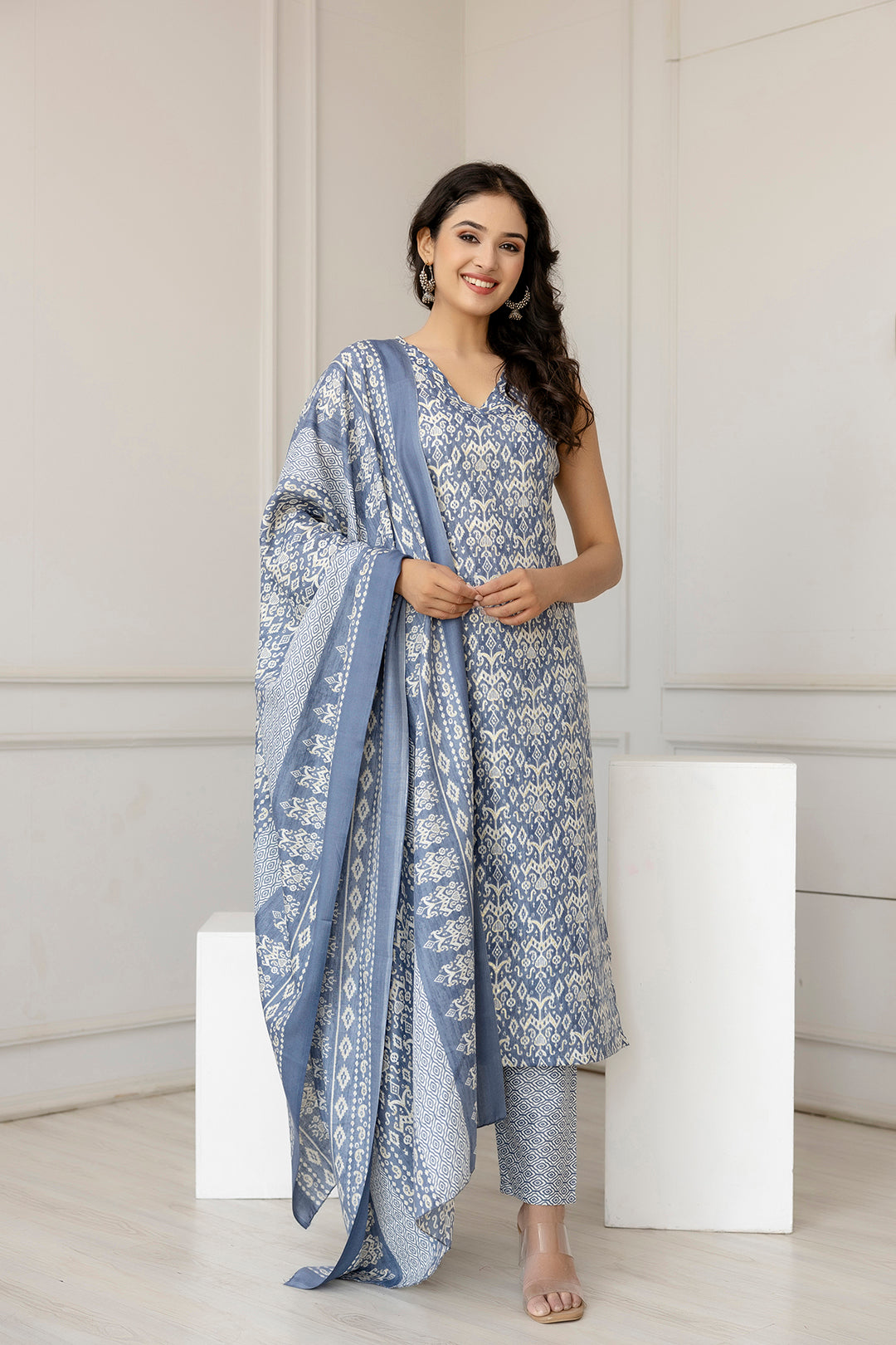 Women Grey Color Printed Straight Kurta With Trouser | LASVINI - Redefining Indian Fashion with Elegance