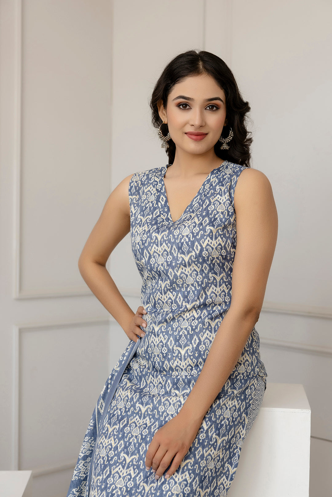 Women Grey Color Printed Straight Kurta With Trouser | LASVINI - Redefining Indian Fashion with Elegance