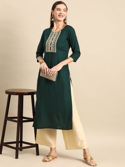 Women Green Embroidered Yoke Design Straight Kurta | LASVINI - Redefining Indian Fashion with Elegance