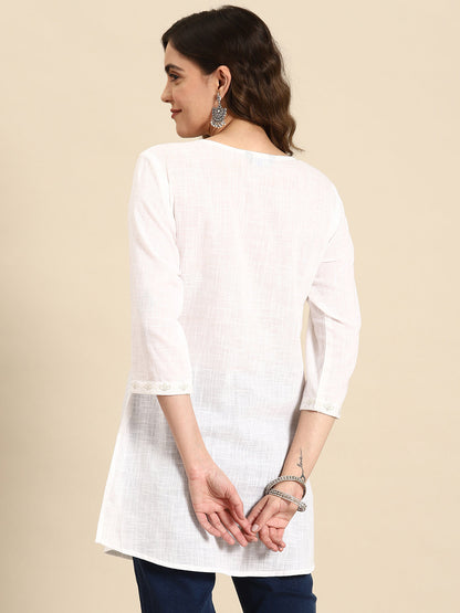 Women Off-White Embroidered Straight Tunic With Three Quarter Sleeves | LASVINI - Redefining Indian Fashion with Elegance