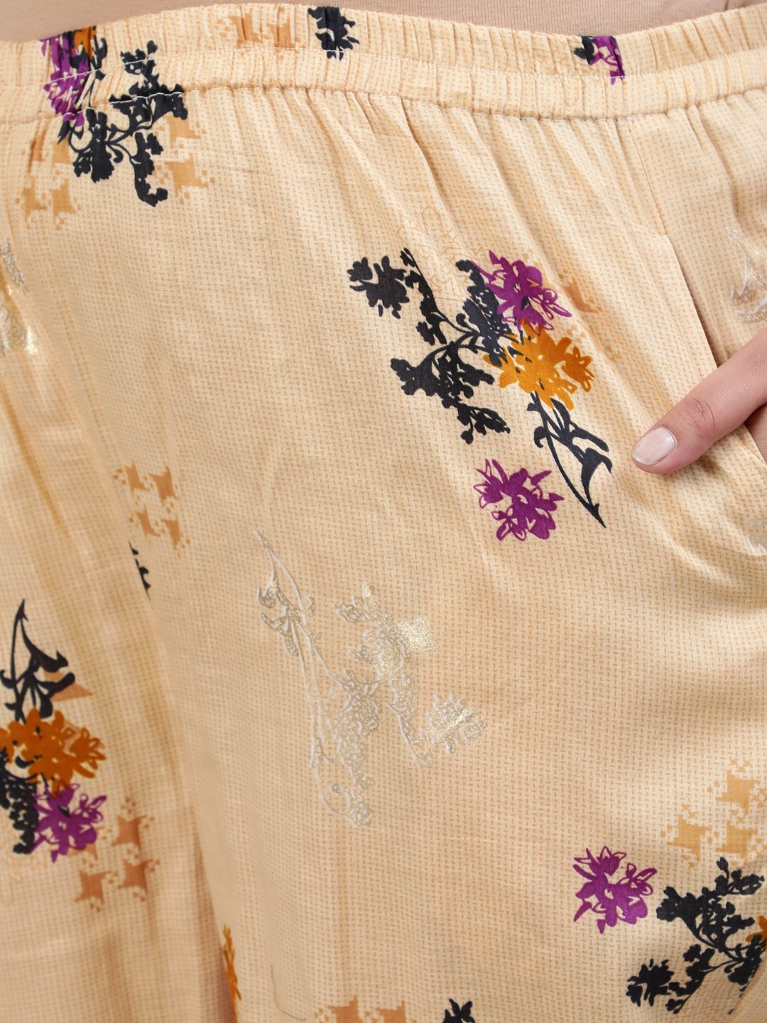 Plus Size Women Cream Floral Printed Night Suit With Half Sleeves | LASVINI - Redefining Indian Fashion with Elegance