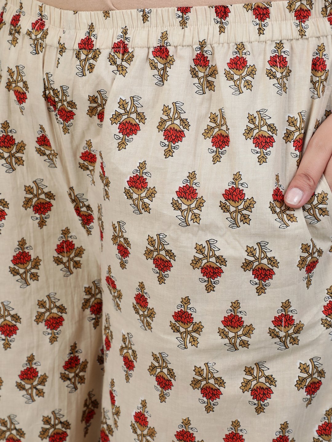 Plus Size Women Cream Printed Straight Kurta With Palazo & Dupatta | LASVINI - Redefining Indian Fashion with Elegance