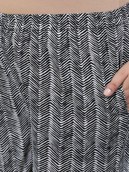 Plus Size Women Black Printed Straight Kurta With Palazo & Dupatta | LASVINI - Redefining Indian Fashion with Elegance