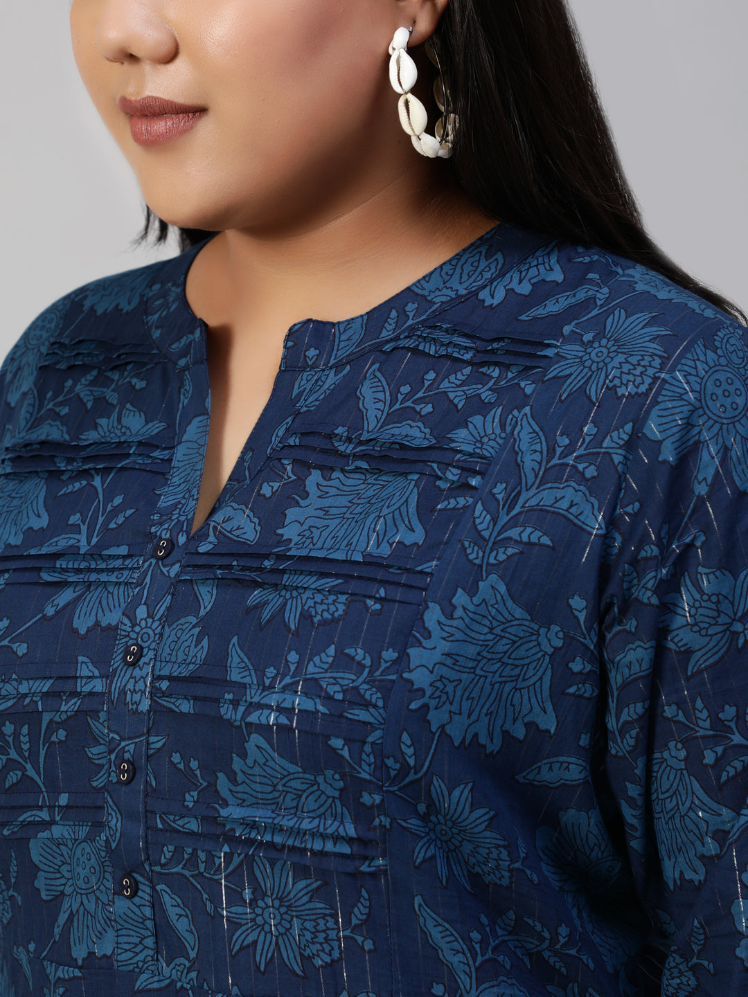 Women Navy Blue Printed Tunic With Three Quarter Sleeves | LASVINI - Redefining Indian Fashion with Elegance