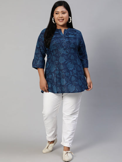 Women Navy Blue Printed Tunic With Three Quarter Sleeves | LASVINI - Redefining Indian Fashion with Elegance