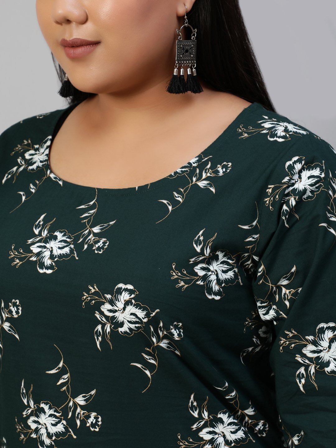 Women Green & Gold Printed Straight Kurta With Plazo & Dupatta | LASVINI - Redefining Indian Fashion with Elegance