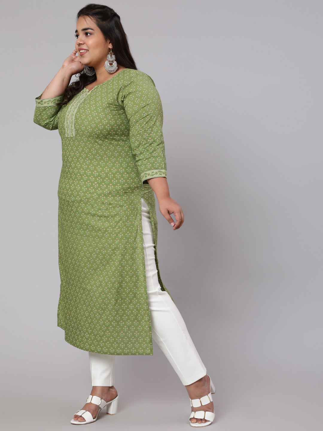 Women Plus Size Green Printed Straight Kurta | LASVINI - Redefining Indian Fashion with Elegance