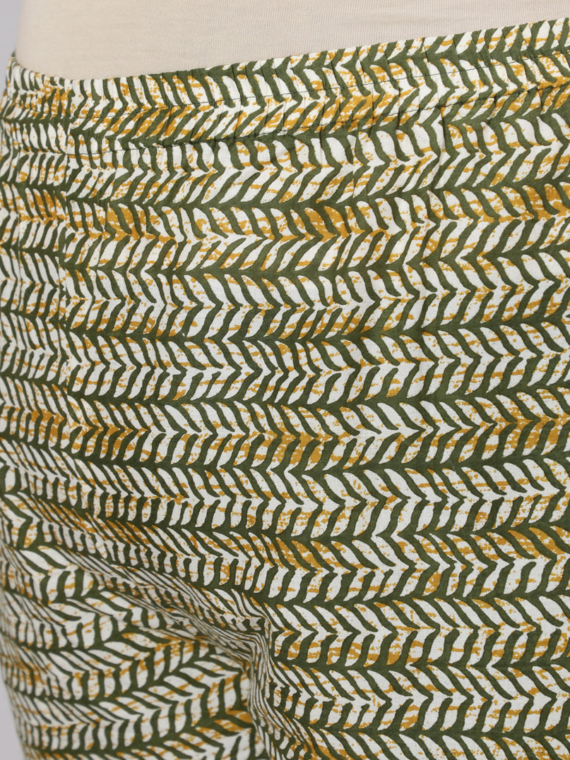 Womenplus Size Green Floral Printed Kurta And Palazzo With Dupatta | LASVINI - Redefining Indian Fashion with Elegance