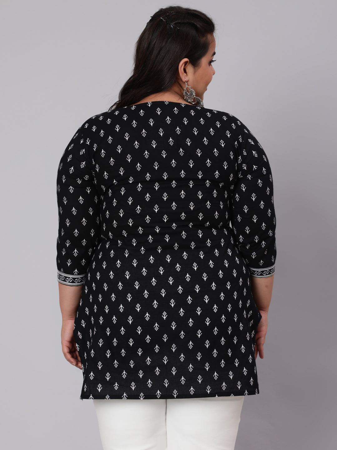 Women Plus Size Black Printed Tunic With Three Quarter Sleeves | LASVINI - Redefining Indian Fashion with Elegance