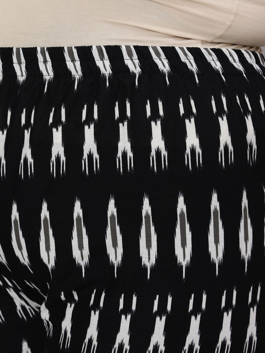 Women Plus Size Black Printed Straight Kurta With Plazo & Dupatta | LASVINI - Redefining Indian Fashion with Elegance