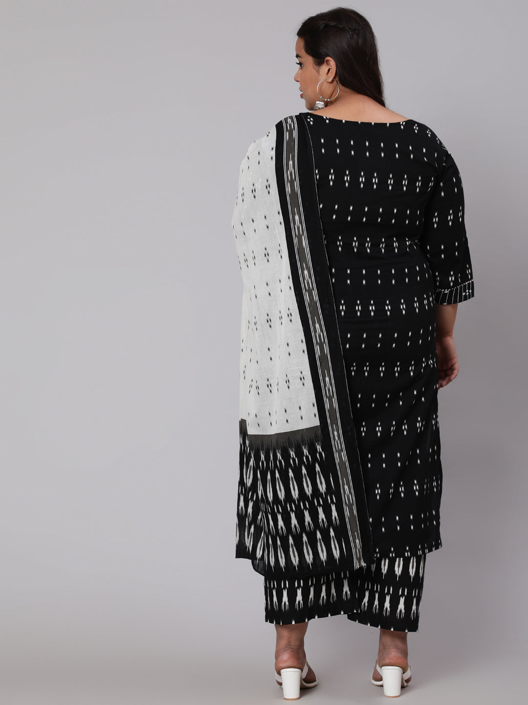 Women Plus Size Black Printed Straight Kurta With Plazo & Dupatta | LASVINI - Redefining Indian Fashion with Elegance