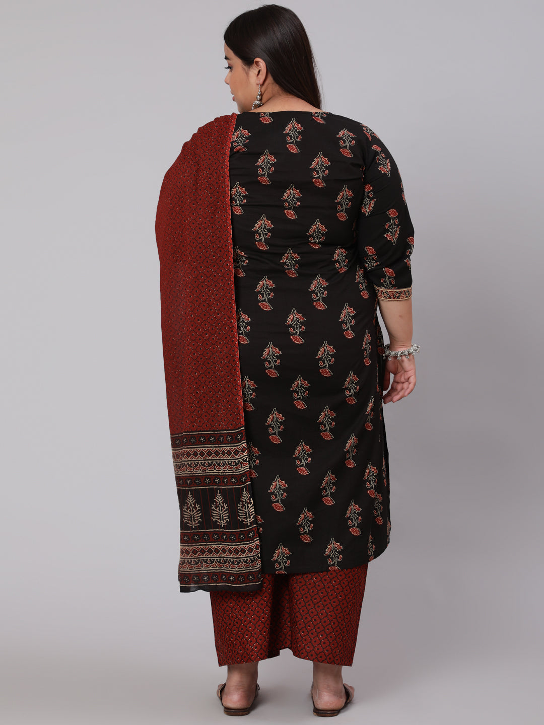 Women Plus Size Black Printed Straight Kurta With Plazo & Dupatta | LASVINI - Redefining Indian Fashion with Elegance