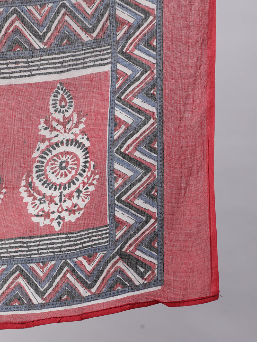 Women Plus Size Maroon Printed Kurta And Palazzo With Dupatta | LASVINI - Redefining Indian Fashion with Elegance