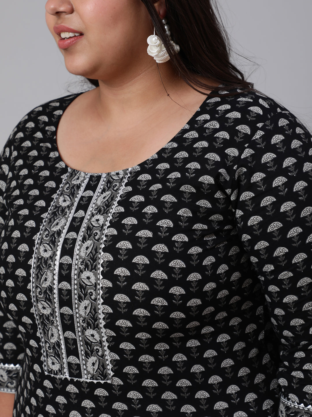 Women Plus Size Black Ethnic Printed Straight Kurta | LASVINI - Redefining Indian Fashion with Elegance