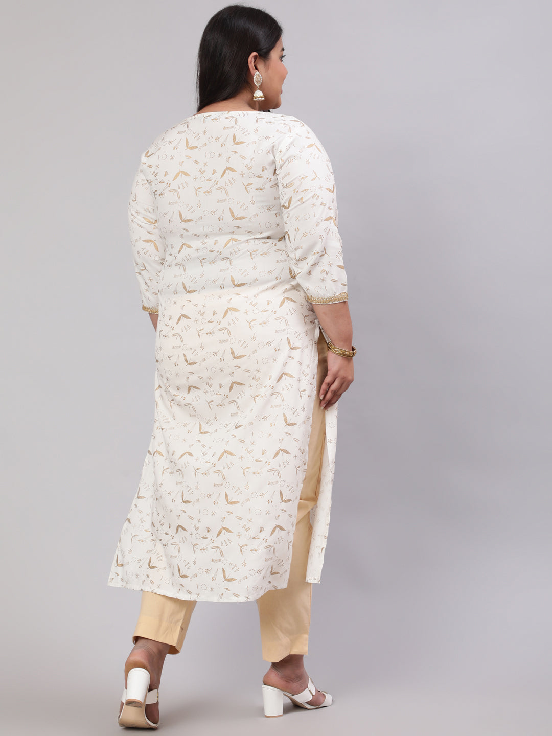 Plus Size Women Off White Printed Straight Kurta With Three Quarters Sleeves | LASVINI - Redefining Indian Fashion with Elegance