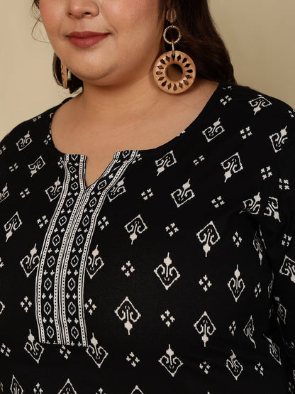 Plus Size Black Printed Straight Kurta For Women | LASVINI - Redefining Indian Fashion with Elegance
