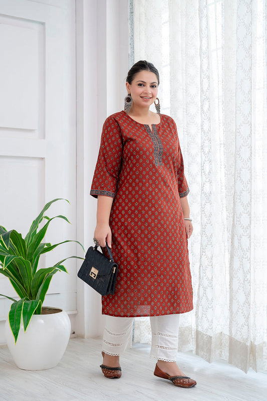 Plus Size Maroon Printed Straight Kurta For Women | LASVINI - Redefining Indian Fashion with Elegance