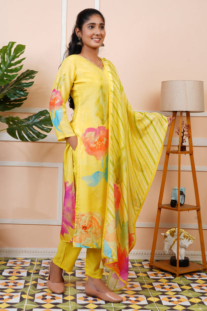 Women Yellow Muslin Silk Floral Kurta Set With Dupatta | LASVINI