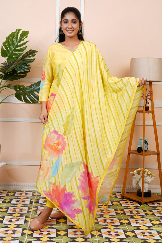 Women Yellow Muslin Silk Floral Kurta Set With Dupatta | LASVINI